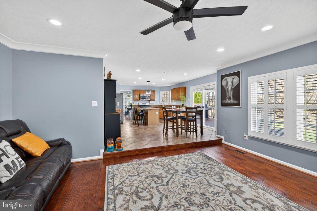 611 Hunting Ridge Drive, Frederick, MD 21703