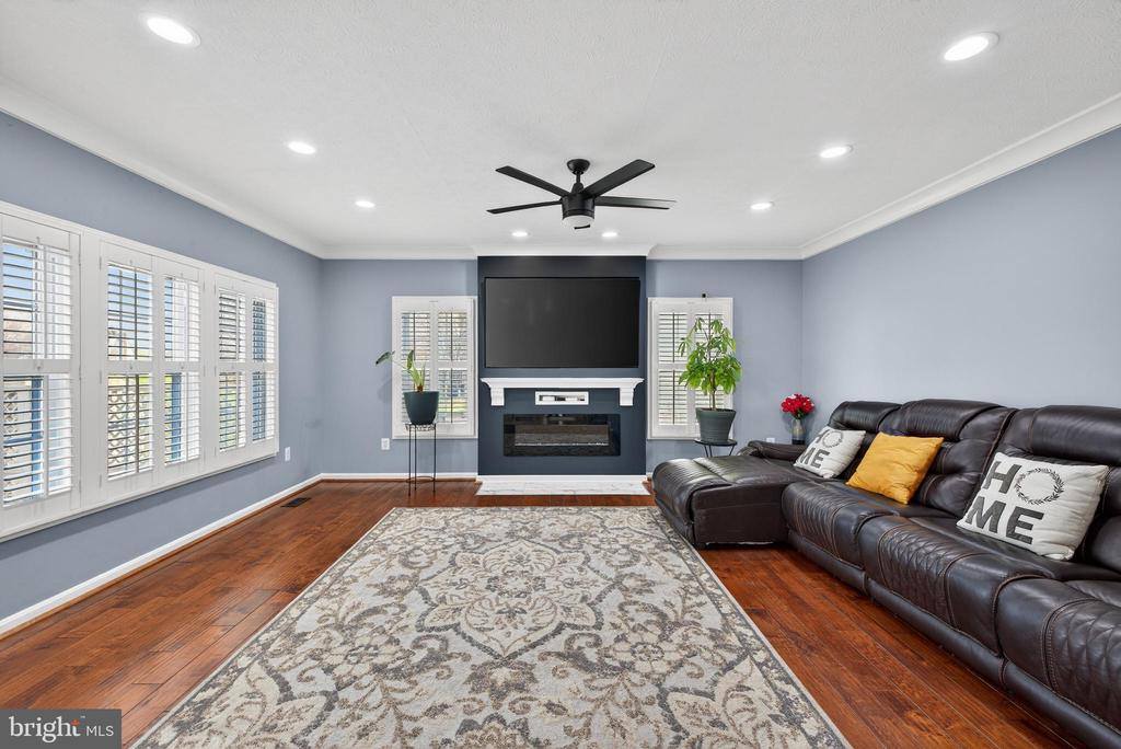 611 Hunting Ridge Drive, Frederick, MD 21703