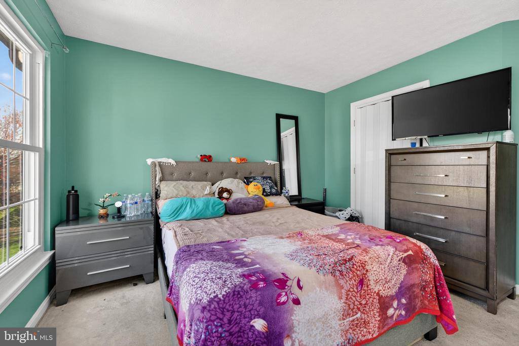 611 Hunting Ridge Drive, Frederick, MD 21703