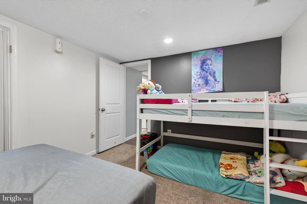 611 Hunting Ridge Drive, Frederick, MD 21703