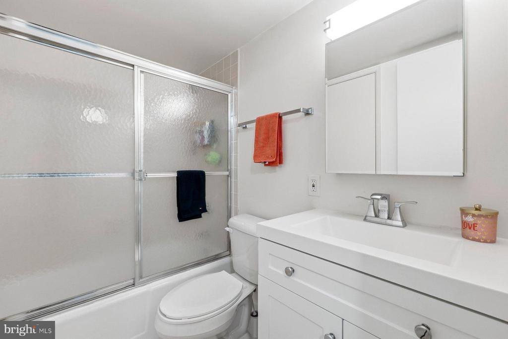 1280 21ST Street NW, Washington, DC 20036