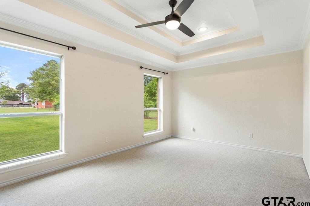 157 County Road 3521, Bullard, TX 75757