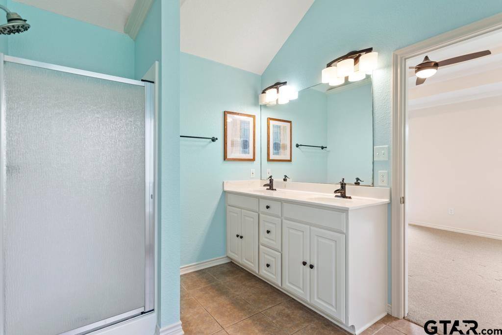 157 County Road 3521, Bullard, TX 75757
