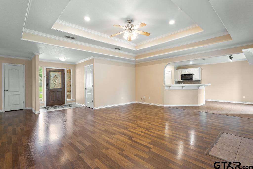 157 County Road 3521, Bullard, TX 75757