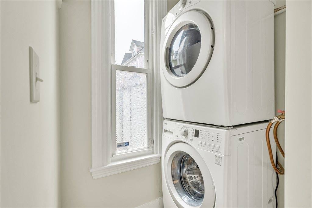 44 Albion St, #A, Somerville, MA 02143