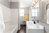 736 Mclain, Allentown, PA 15210