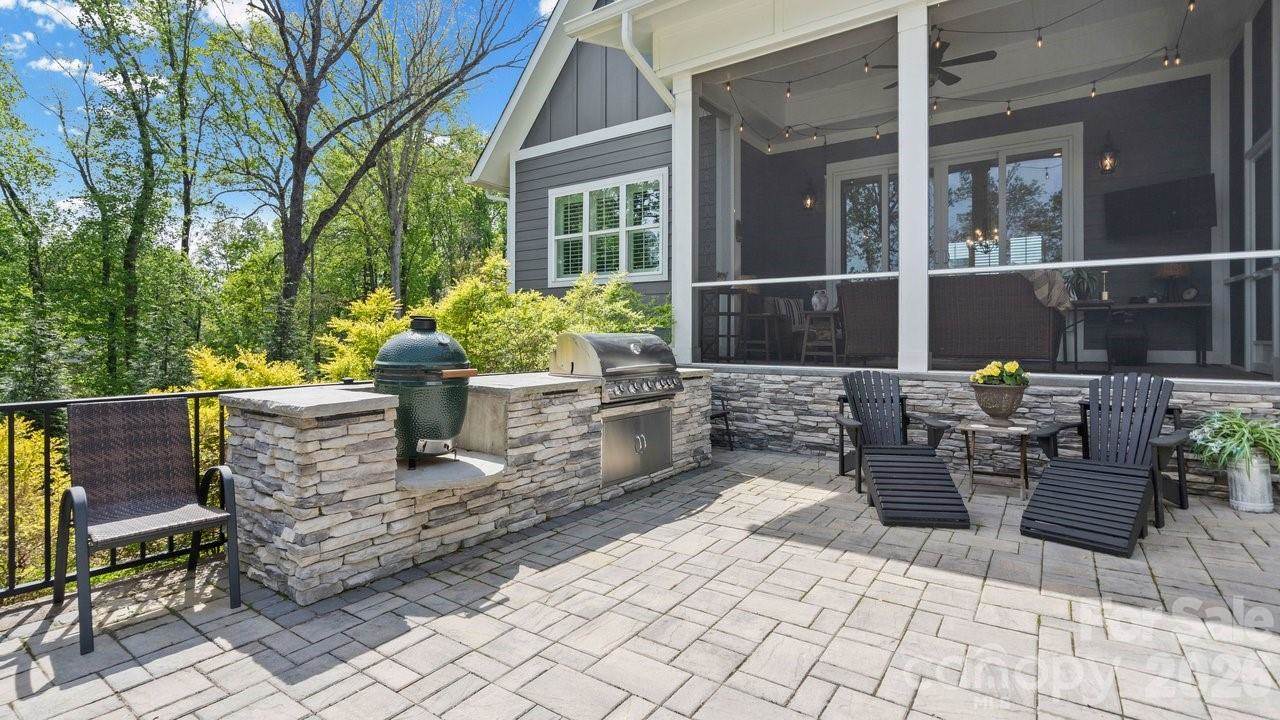 144 Mcneil Lane, Mooresville, NC 28117