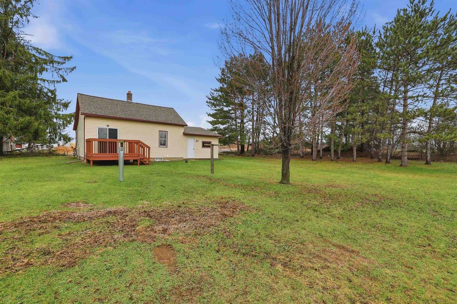 331 Second Street, Rosholt, WI 54473