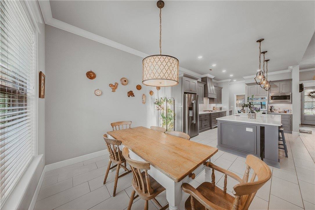 1503 NW Hermanus Street, Bentonville, AR 72712