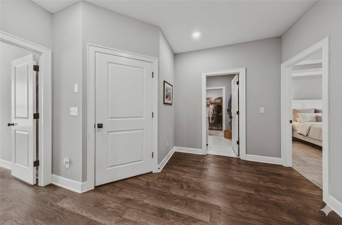 1503 NW Hermanus Street, Bentonville, AR 72712