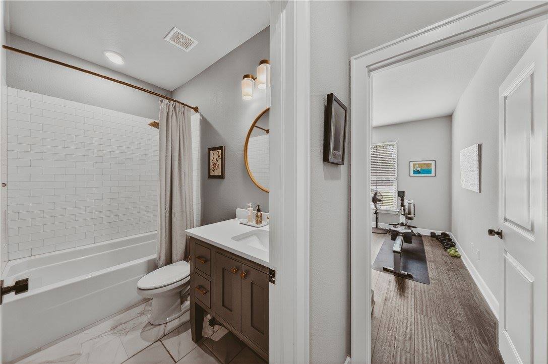 1503 NW Hermanus Street, Bentonville, AR 72712