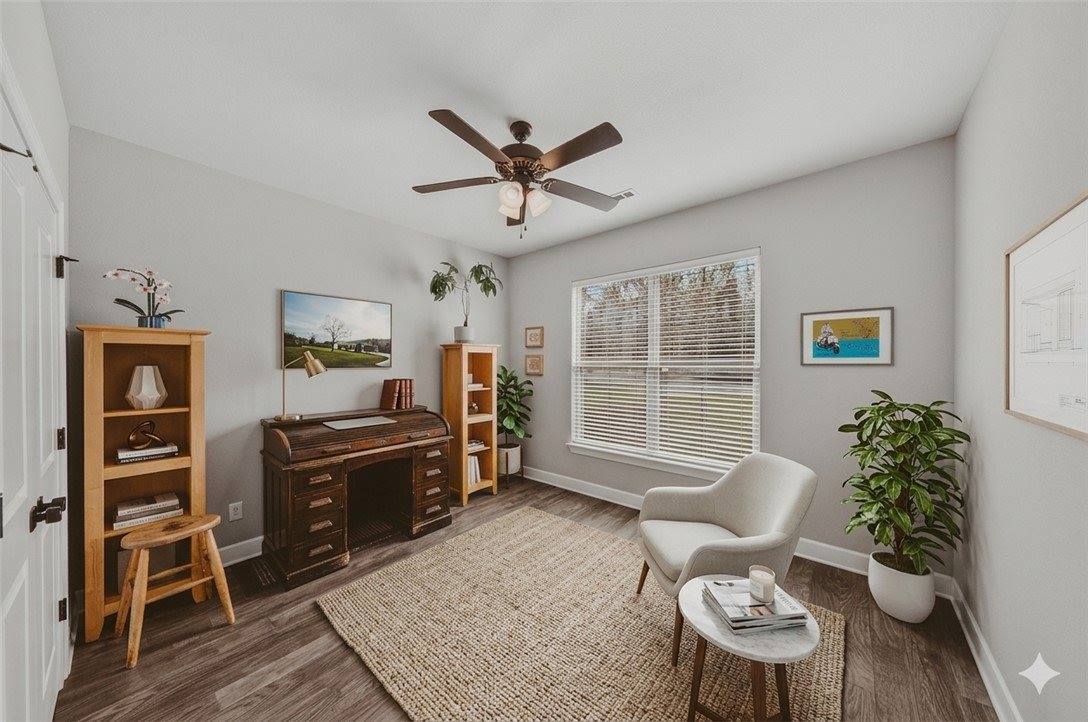 1503 NW Hermanus Street, Bentonville, AR 72712