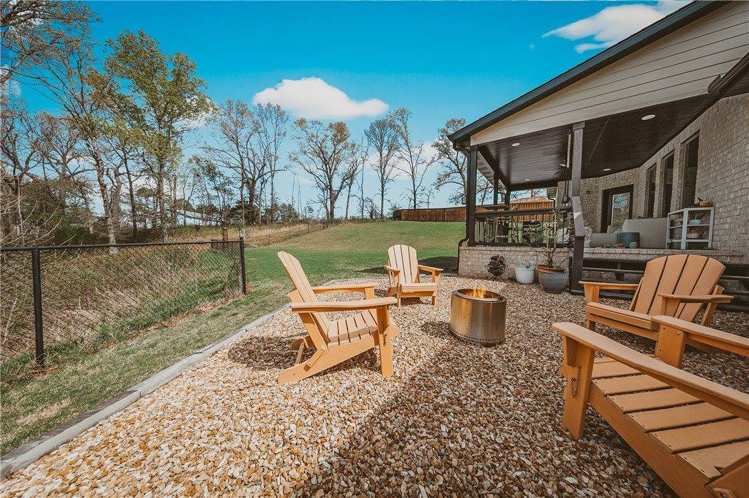 1503 NW Hermanus Street, Bentonville, AR 72712