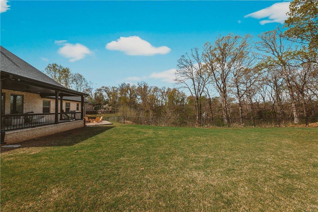 1503 NW Hermanus Street, Bentonville, AR 72712