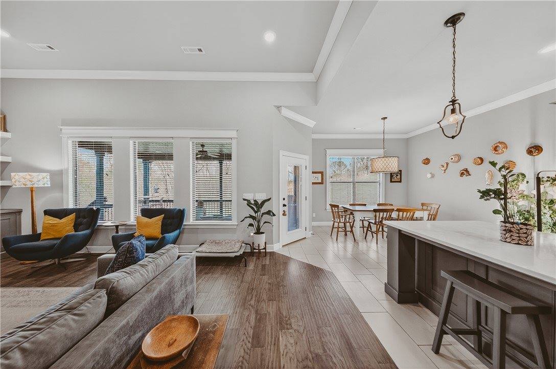 1503 NW Hermanus Street, Bentonville, AR 72712