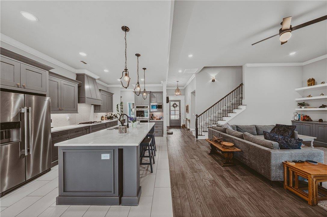 1503 NW Hermanus Street, Bentonville, AR 72712