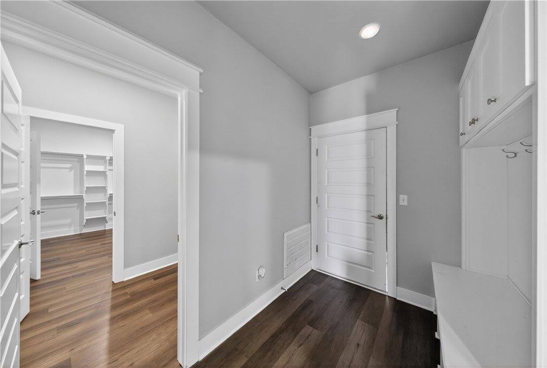 2204 Riggins Avenue, Pea Ridge, AR 72751