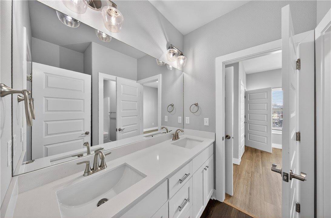 2204 Riggins Avenue, Pea Ridge, AR 72751