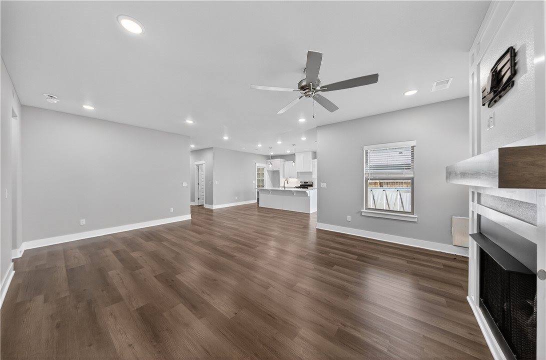 2204 Riggins Avenue, Pea Ridge, AR 72751