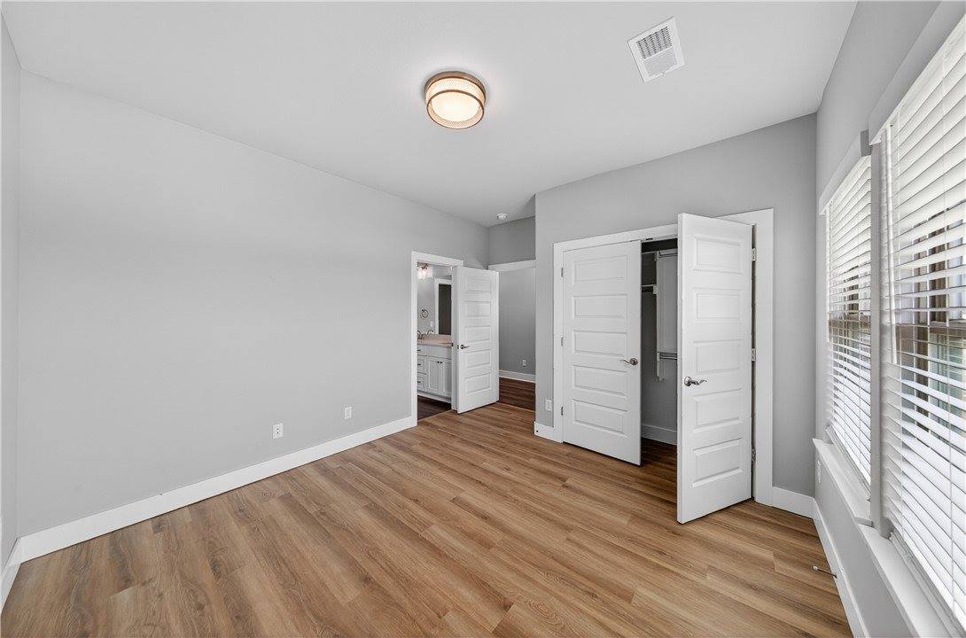 2204 Riggins Avenue, Pea Ridge, AR 72751