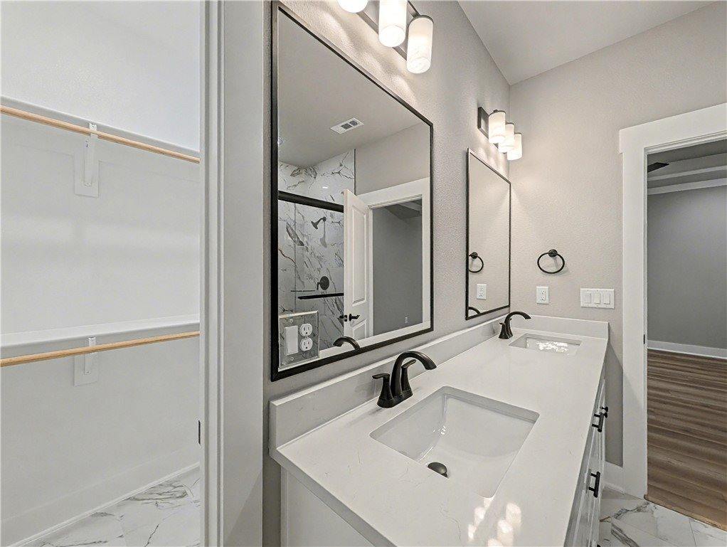 15 Salen Lane, Bella Vista, AR 72715