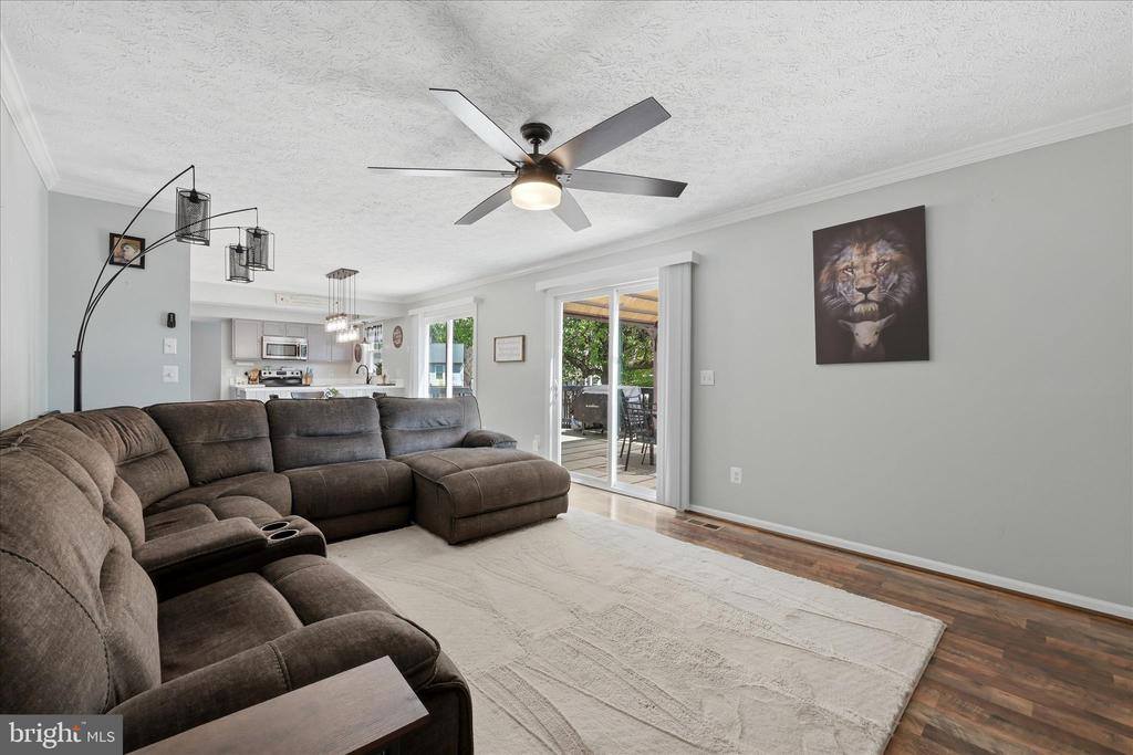 101 Sussex Circle, Stephens City, VA 22655