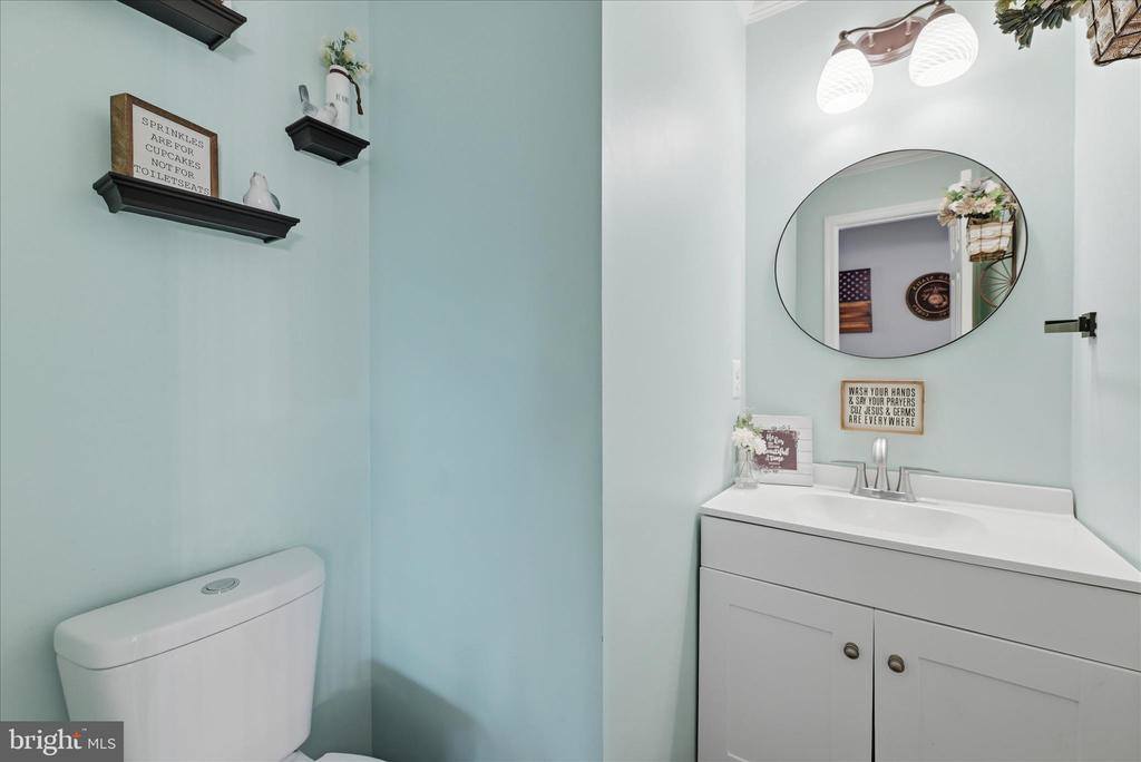 101 Sussex Circle, Stephens City, VA 22655