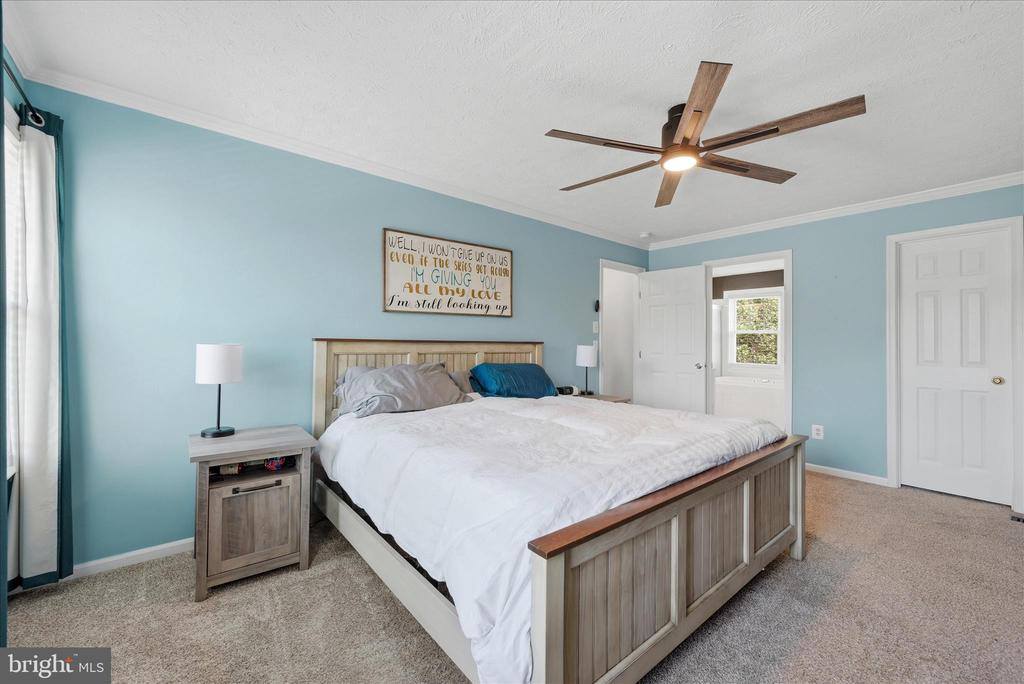 101 Sussex Circle, Stephens City, VA 22655