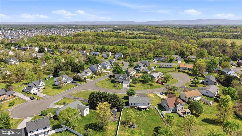 101 Sussex Circle, Stephens City, VA 22655
