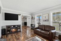 101 Sussex Circle, Stephens City, VA 22655