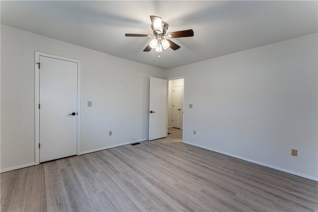 250 North Madison Street, Siloam Springs, AR 72761