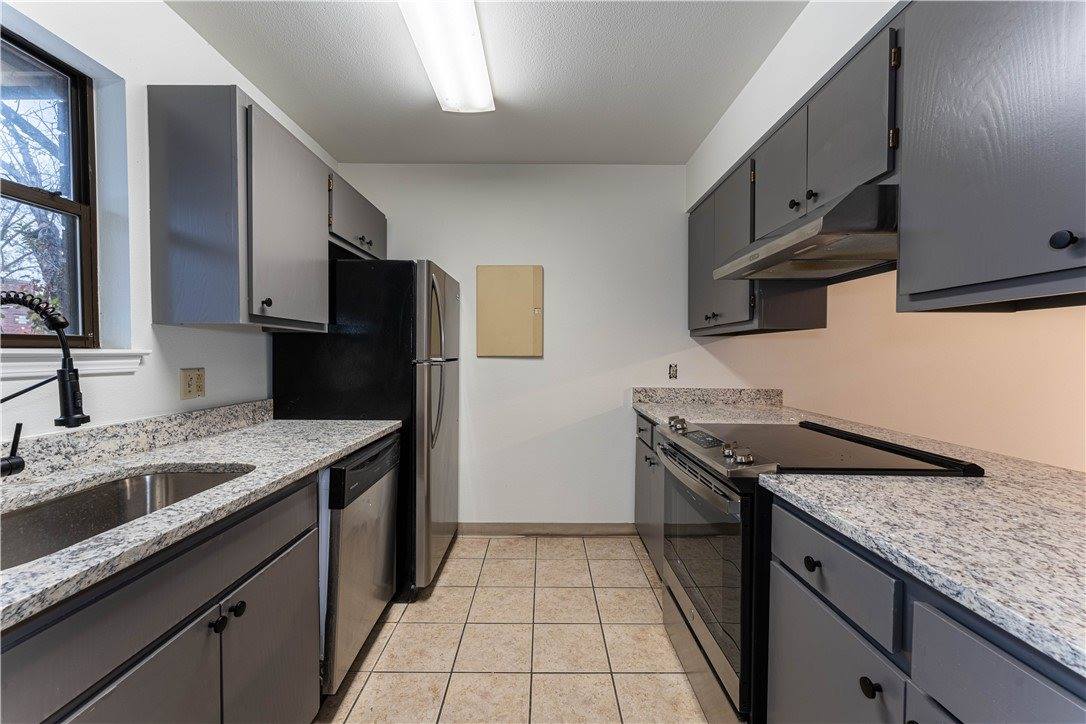 250 North Madison Street, Siloam Springs, AR 72761