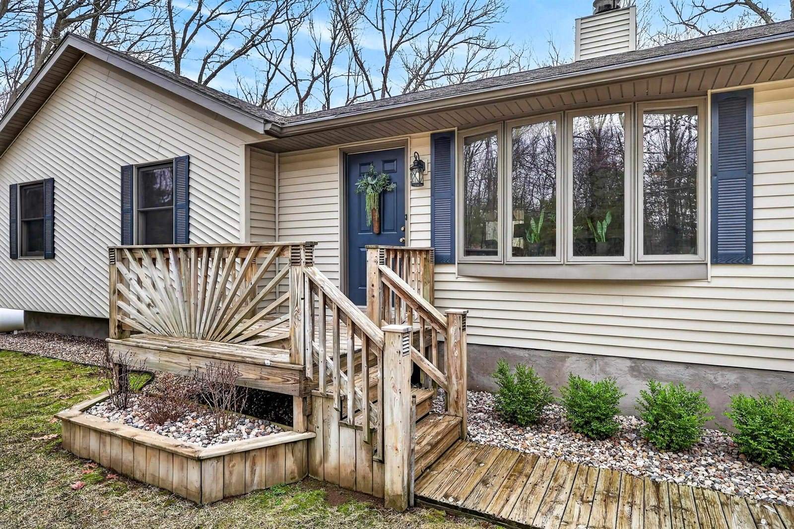 4028 Woodridge Trace, Wisconsin Rapids, WI 54495