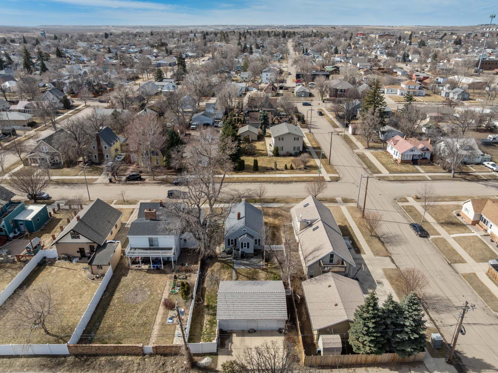 818 1st Ave west, Wiliston, ND 58801