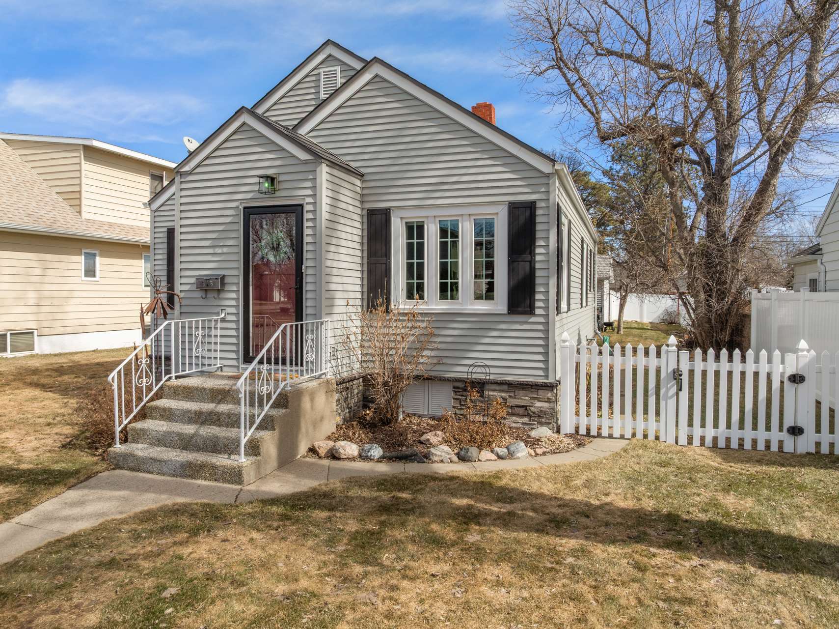 818 1st Ave west, Wiliston, ND 58801