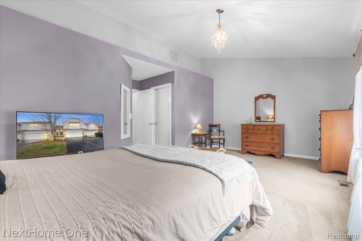 560 Dockside Circle, HollyTownship_Oakland, MI 48442