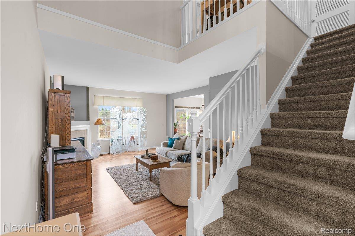 560 Dockside Circle, HollyTownship_Oakland, MI 48442