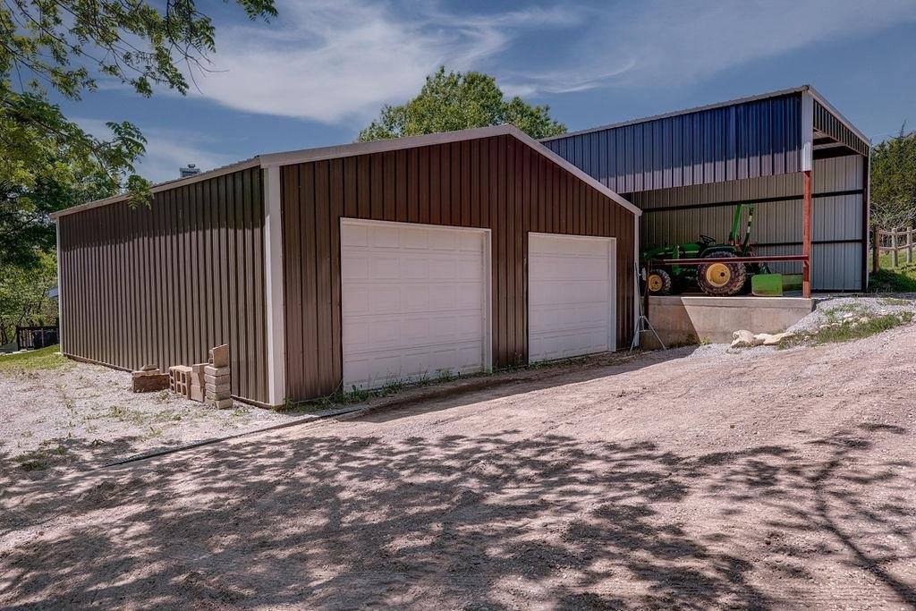 30117 Shady Oak Dr, Arkansas City, KS 67005