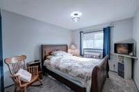 30117 Shady Oak Dr, Arkansas City, KS 67005