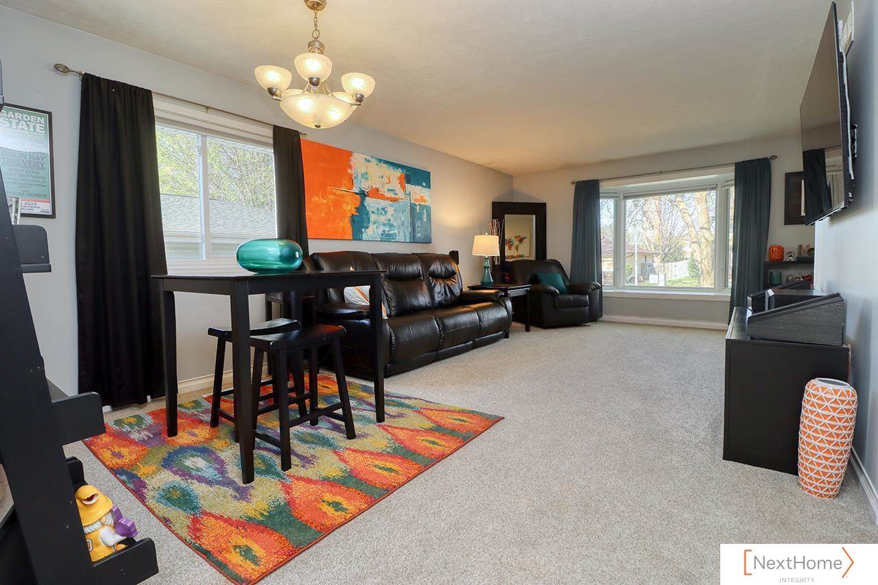 5712 South 41st Street, Lincoln, NE 68516