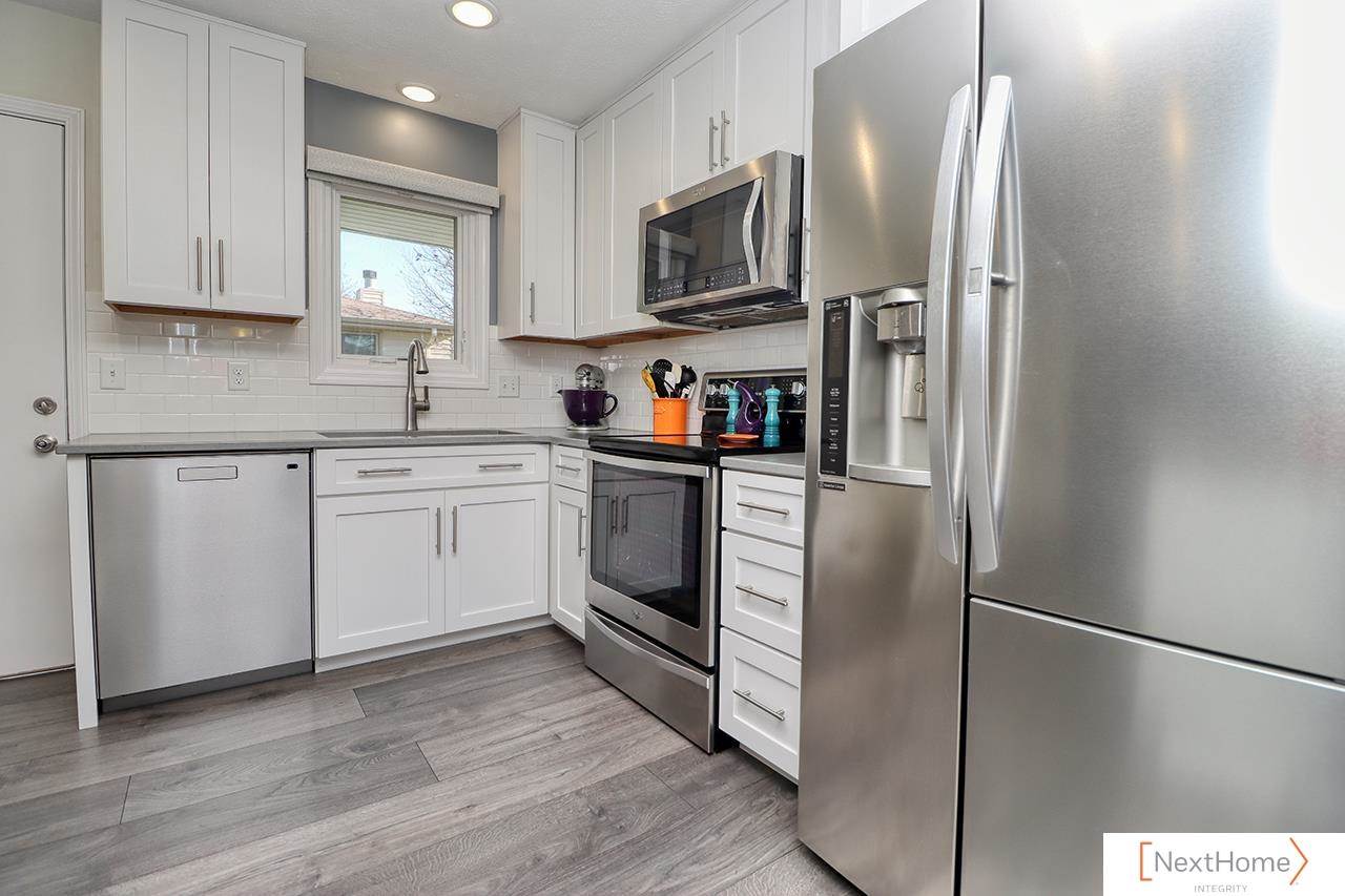 5712 South 41st Street, Lincoln, NE 68516