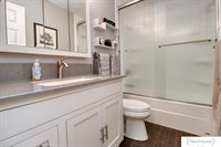 5712 South 41st Street, Lincoln, NE 68516
