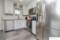 5712 South 41st Street, Lincoln, NE 68516