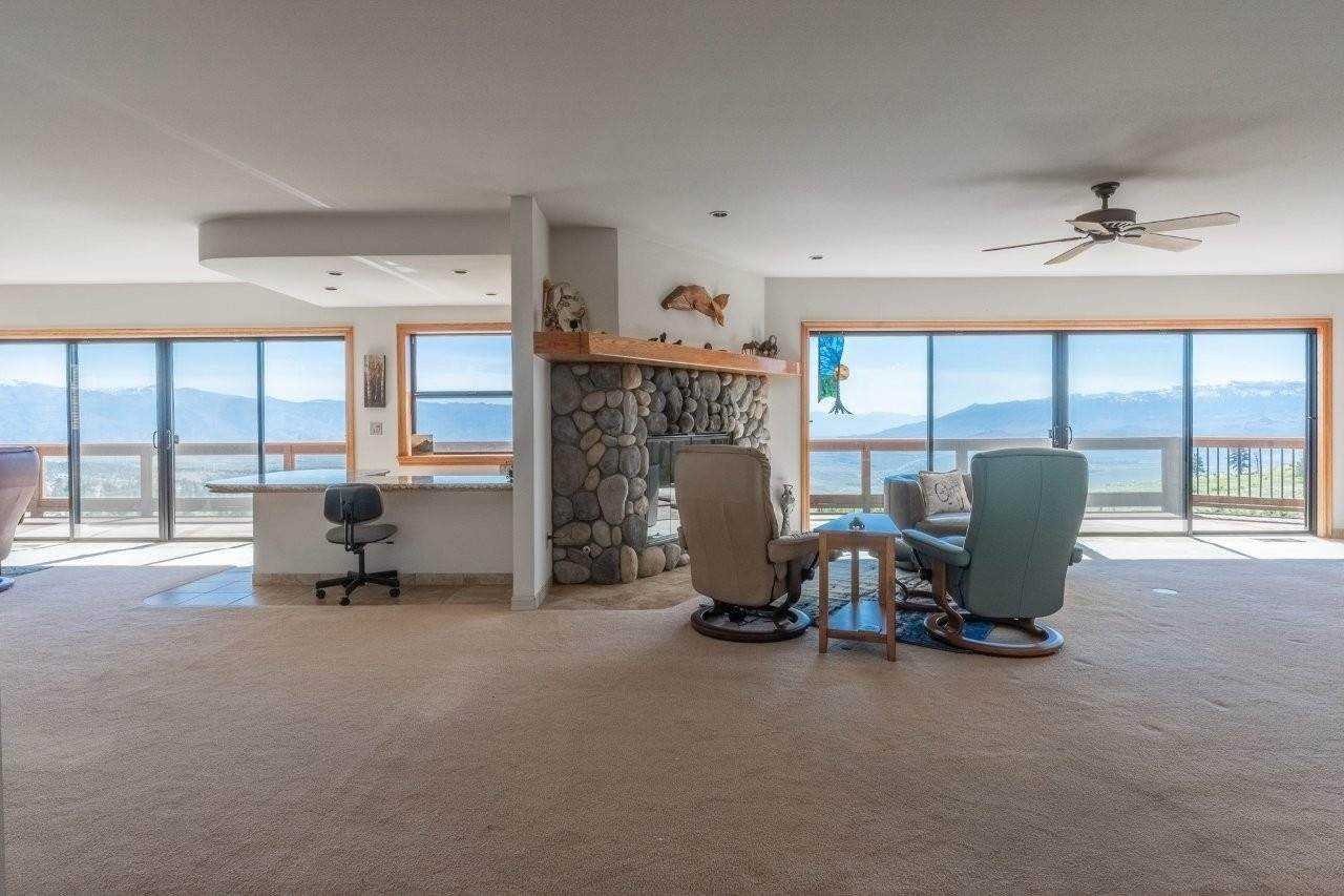 653 Mountain View Dive, Swall Meadows, CA 93514