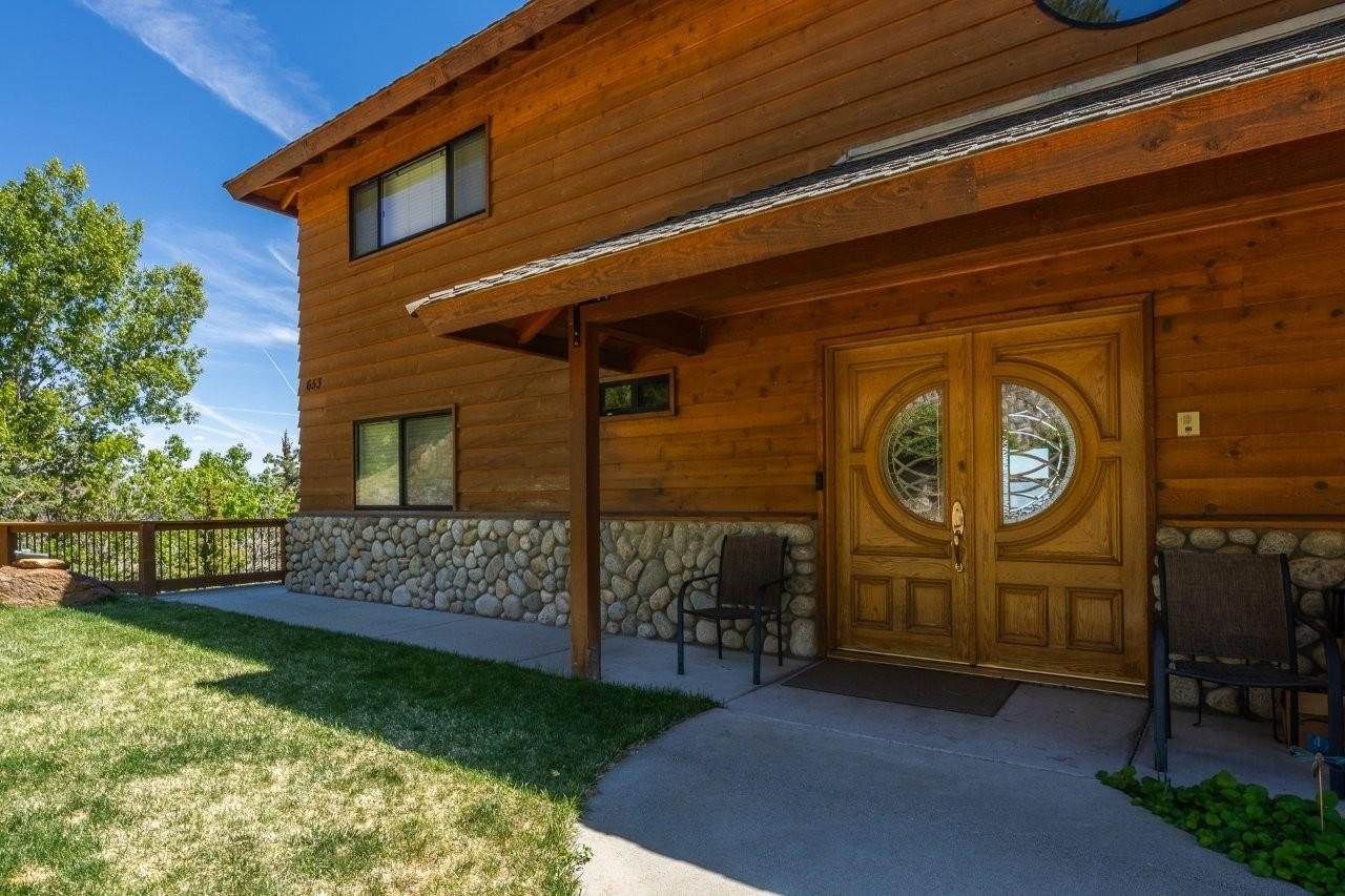 653 Mountain View Dive, Swall Meadows, CA 93514