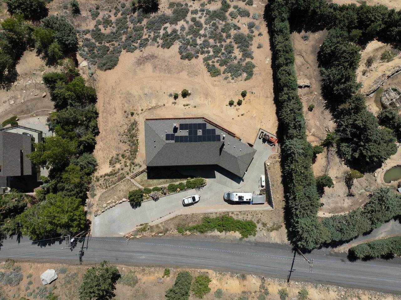 653 Mountain View Dive, Swall Meadows, CA 93514