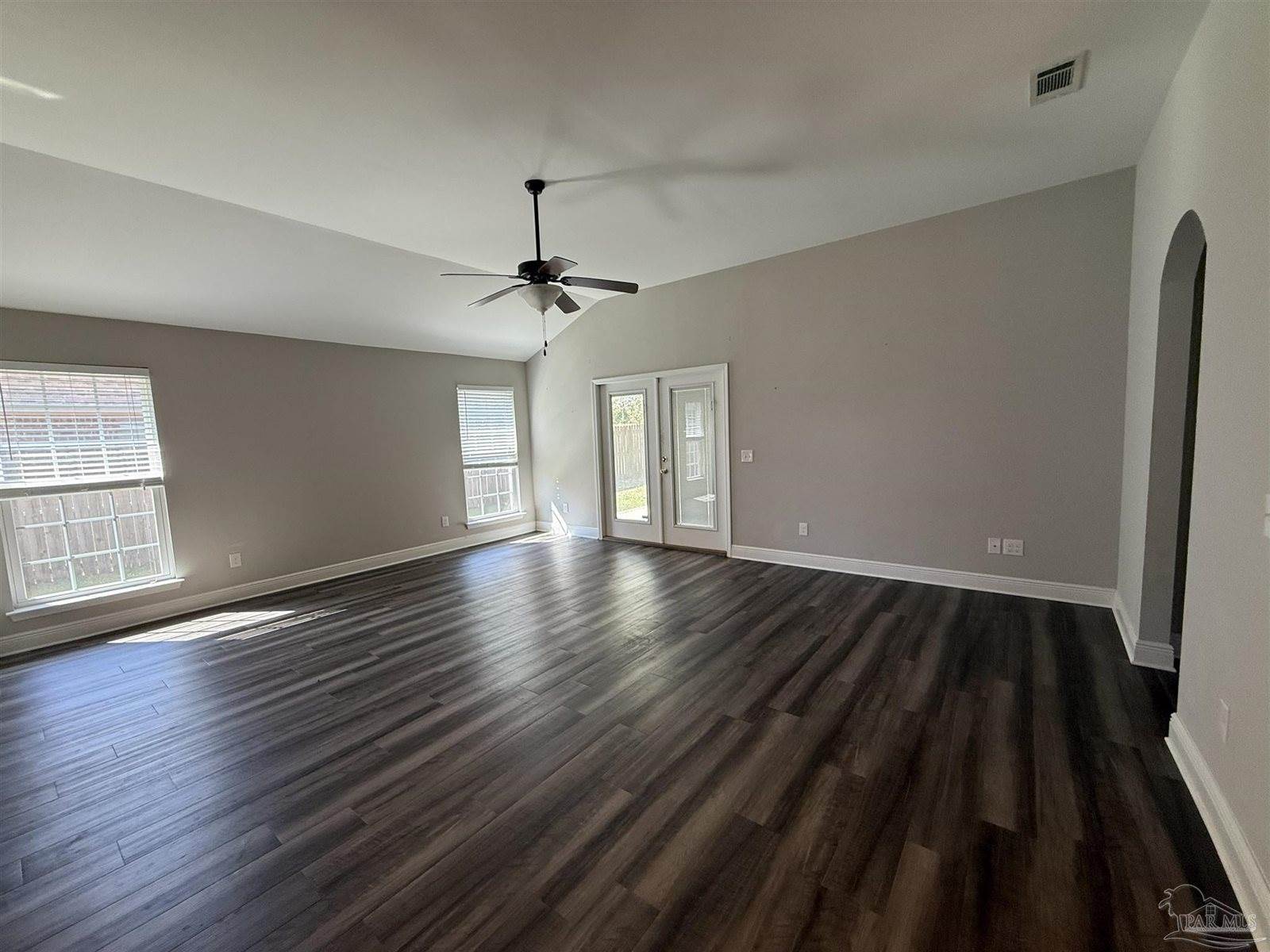 7221 Farmers Rd, Pensacola, FL 32526