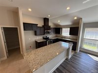 7221 Farmers Rd, Pensacola, FL 32526