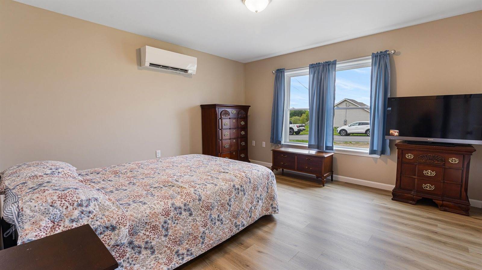 51 Stearns Farm Road, Hampden, ME 04444