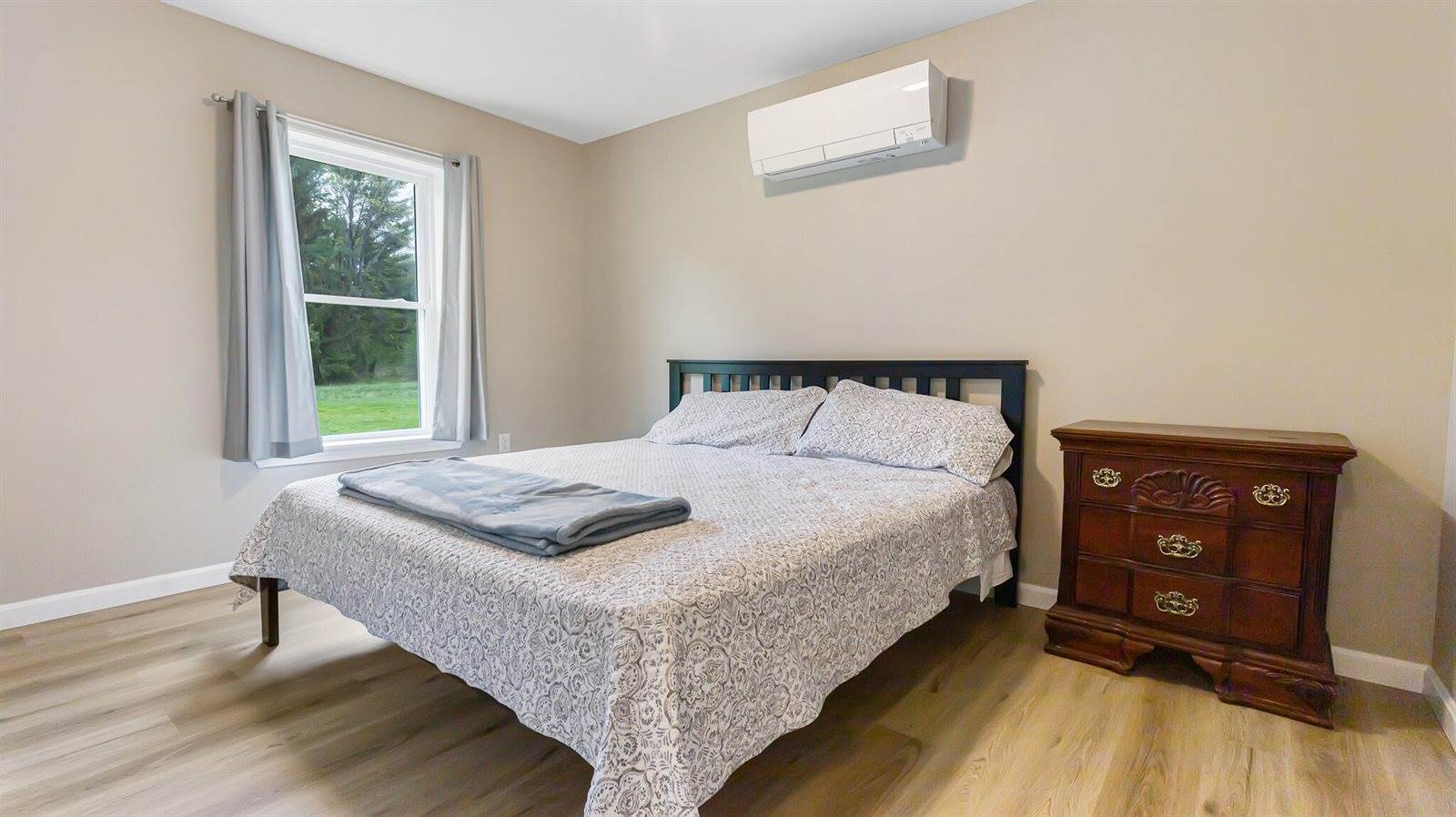 51 Stearns Farm Road, Hampden, ME 04444
